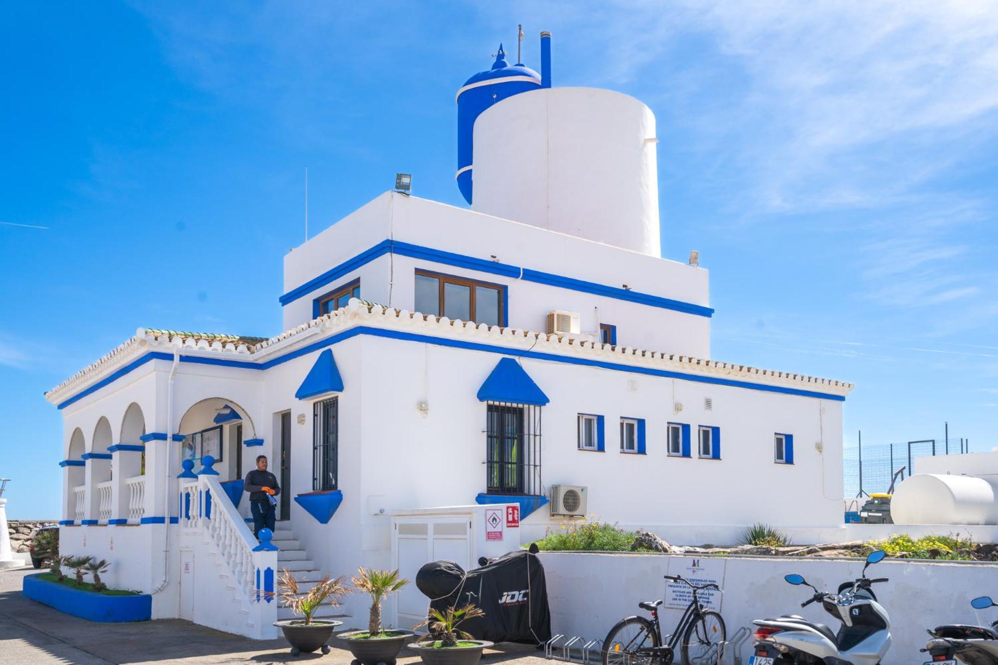 9 Penthouse With Amazing Sea Views, Close To Golf Manilva Duquesa Exterior photo
